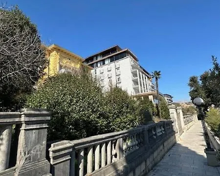 דירה La Verita 1 St Line With Balcony אופטיה