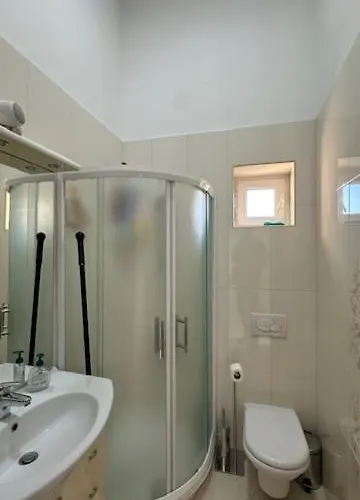 Апартаменты La Verita 1 St Line With Balcony